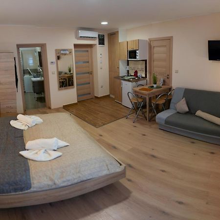 Holiday Apartmanhaz ギュラ エクステリア 写真