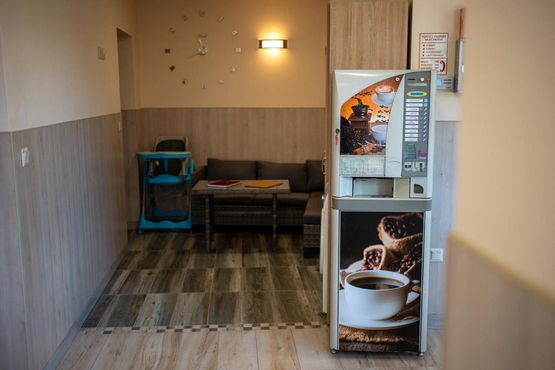 Holiday Apartmanhaz ギュラ エクステリア 写真
