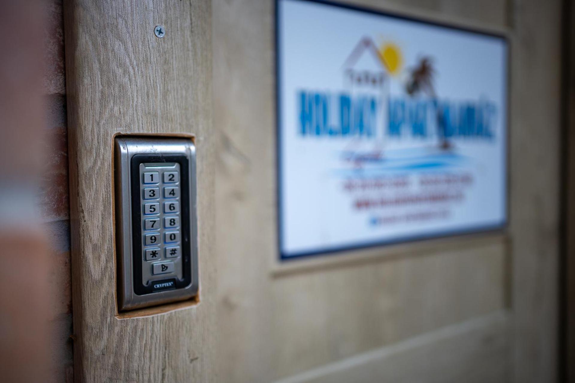Holiday Apartmanhaz ギュラ エクステリア 写真